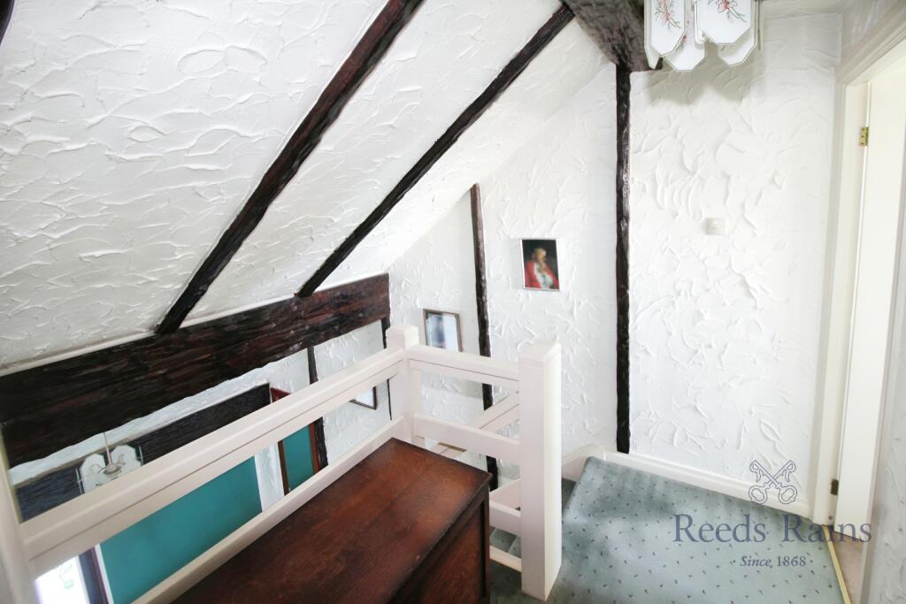 1st Floor Landing