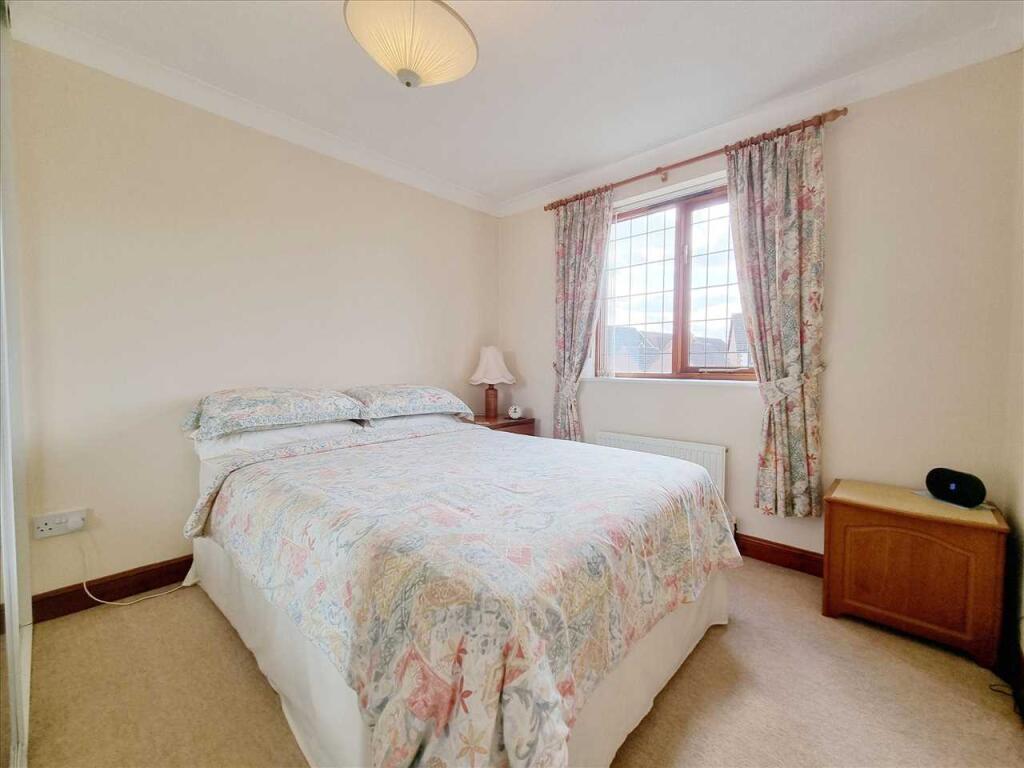 Bedroom 2: