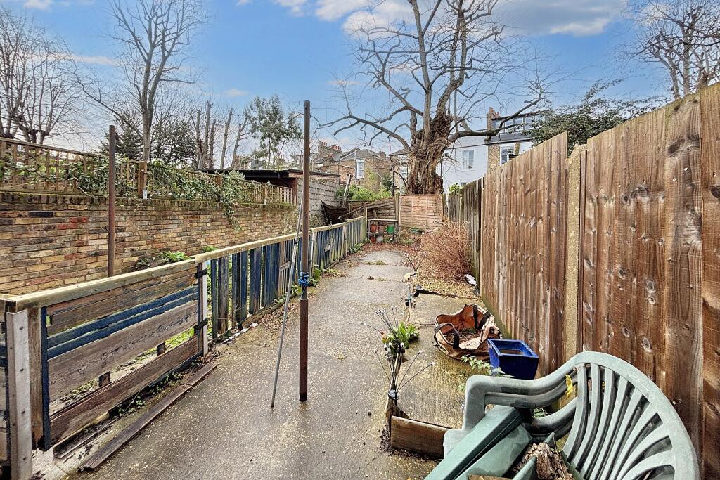 66A &amp; 66B Lauriston Road, Hackney, London E9 7EY