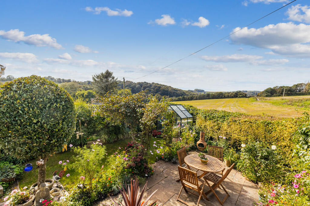 A07 - 3 Crispin Road Kingsbridge - 250930