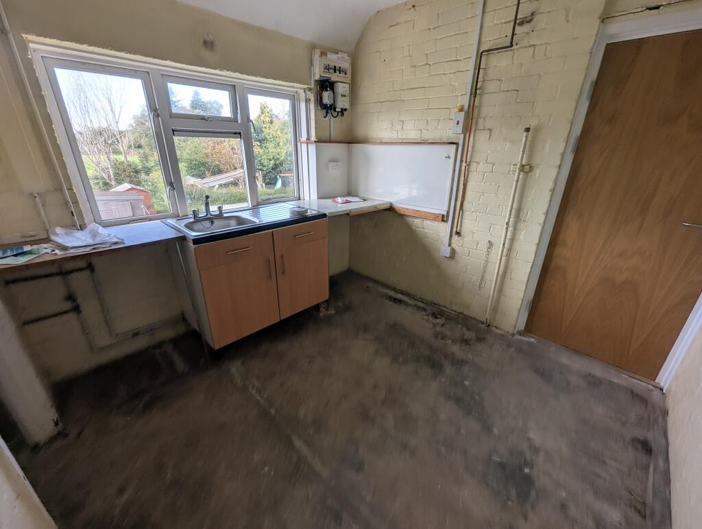 1000032901 T202509261631.jpg