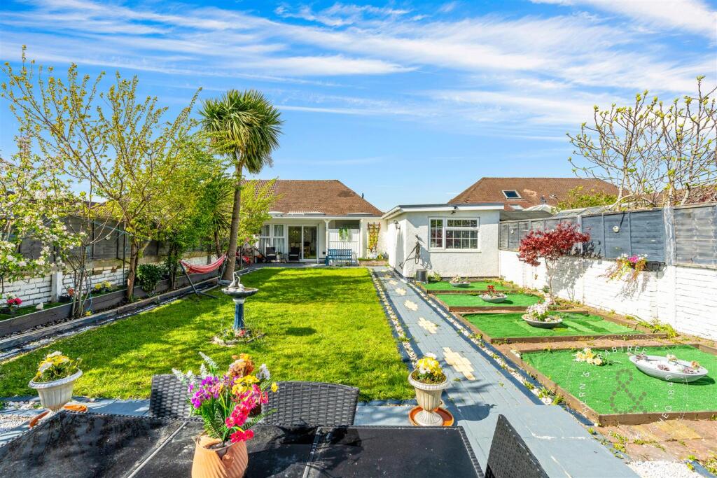 Tyn Y Parc Hern and Crabtree (17).jpg