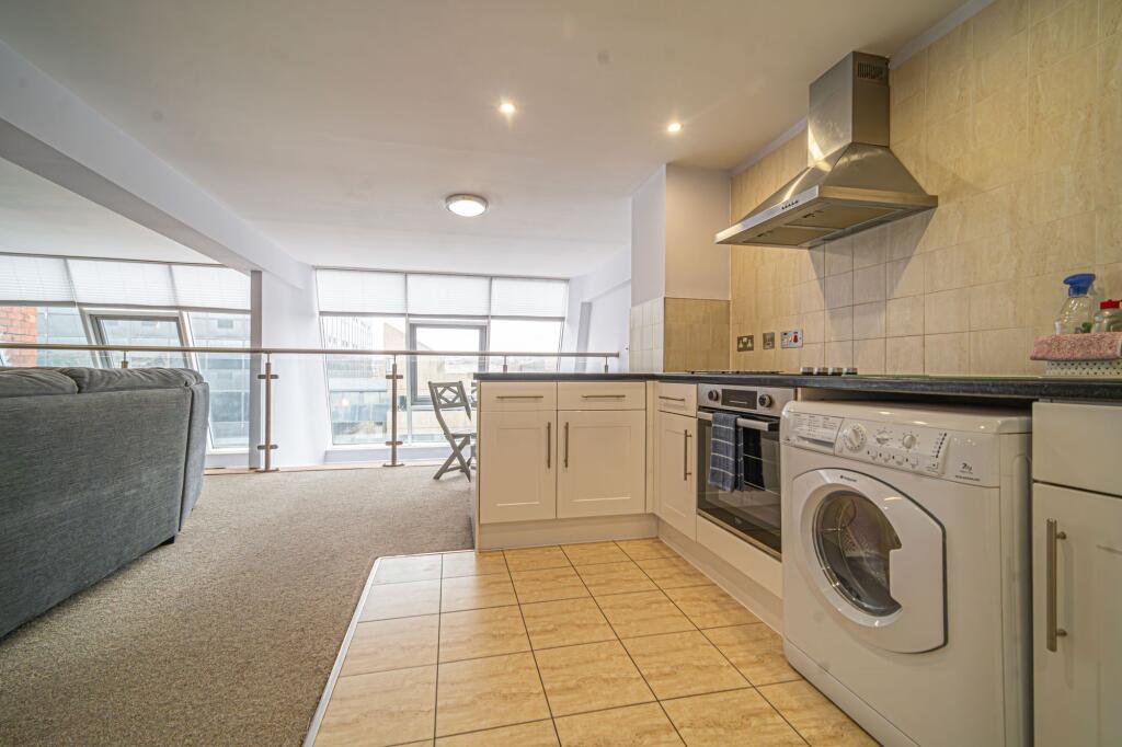 Living Room/Kitchen