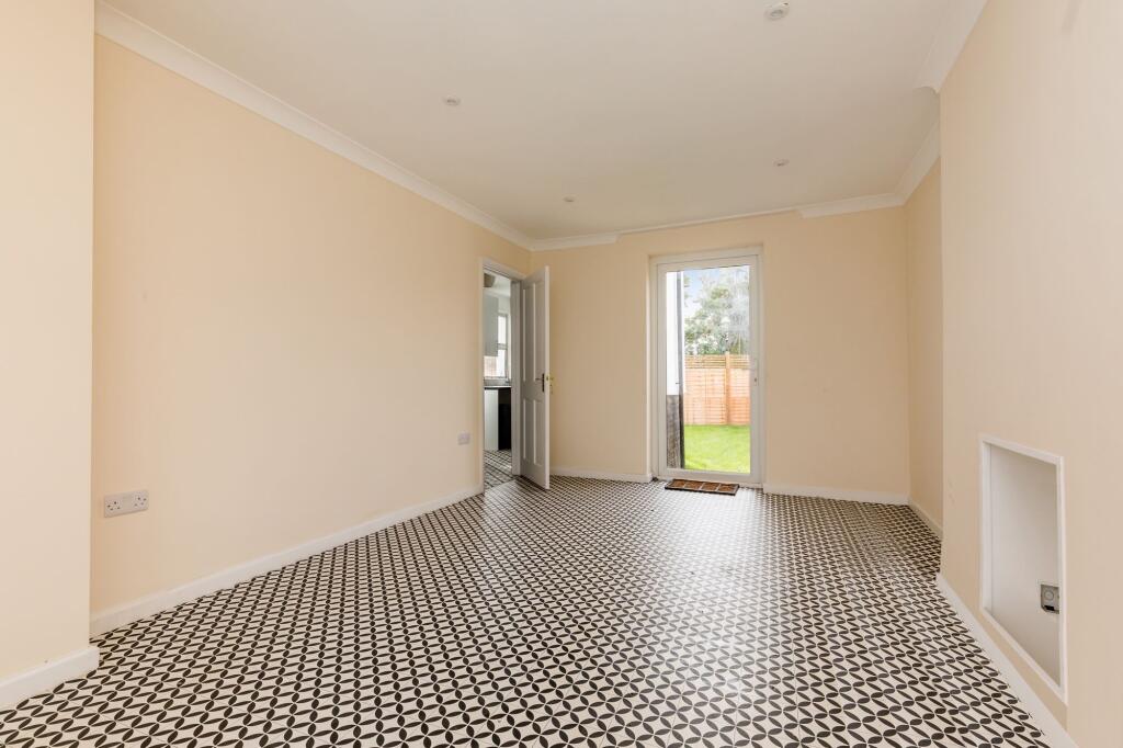 Sitting / Dining Room