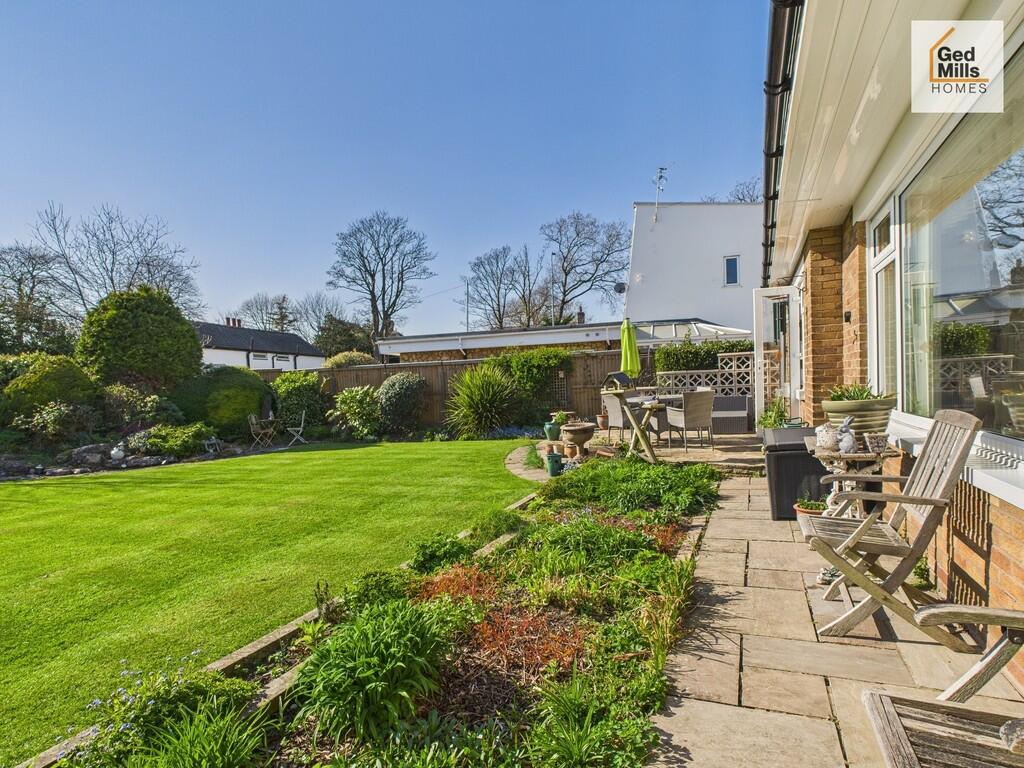 CAM04261G0-PR0034...