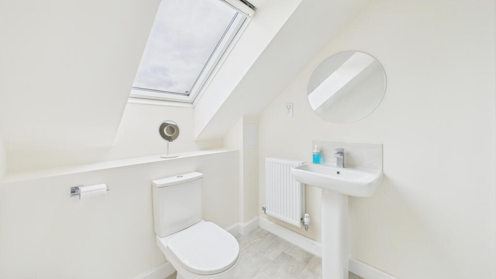 CAM04968G0-PR0063-STILL026