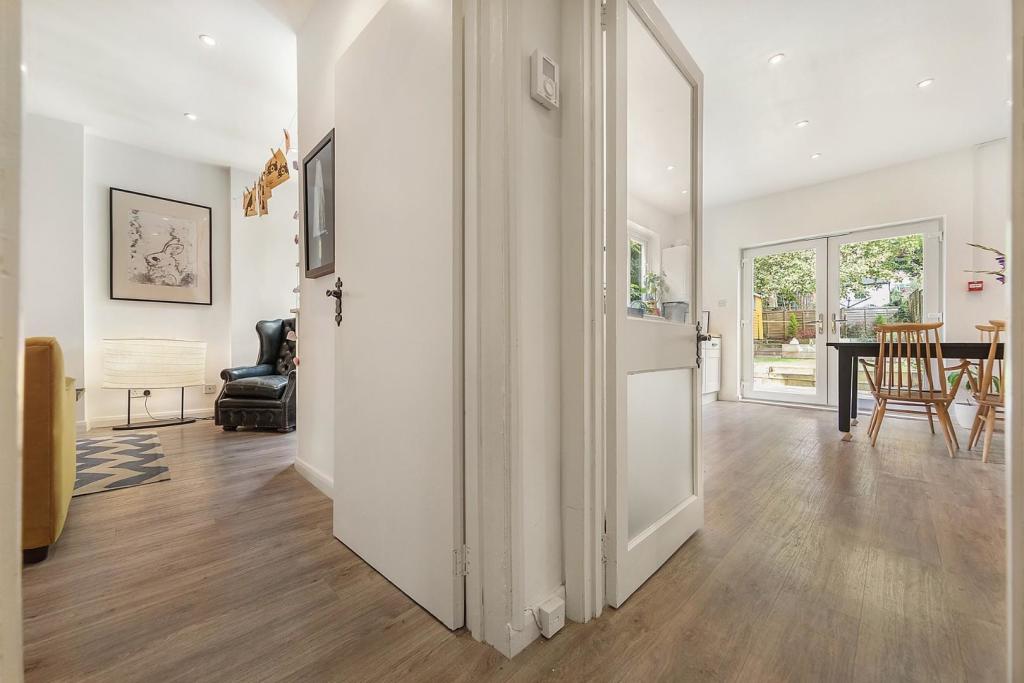 Hallway.jpg