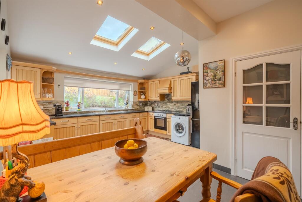 23 Coed Y Gric Road-18.jpg