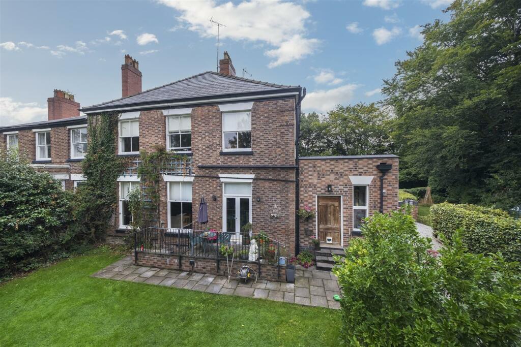 2 Riddings House-062.JPG