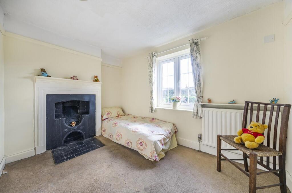 5 Church Walk, Barby