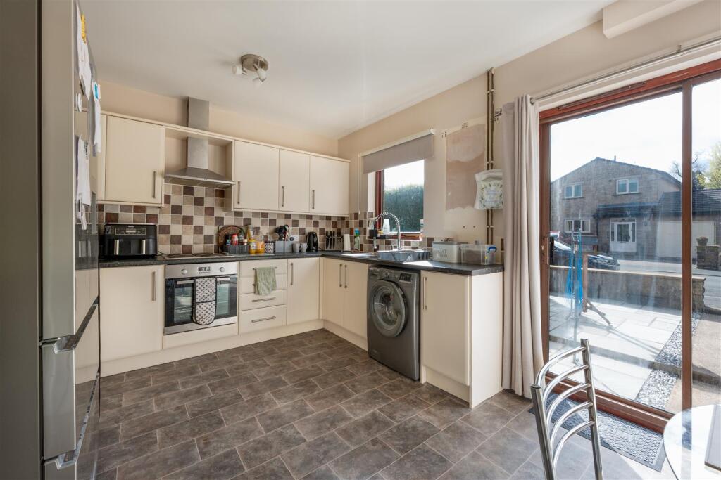 5 Millholme Drive, Bentham-13.JPG