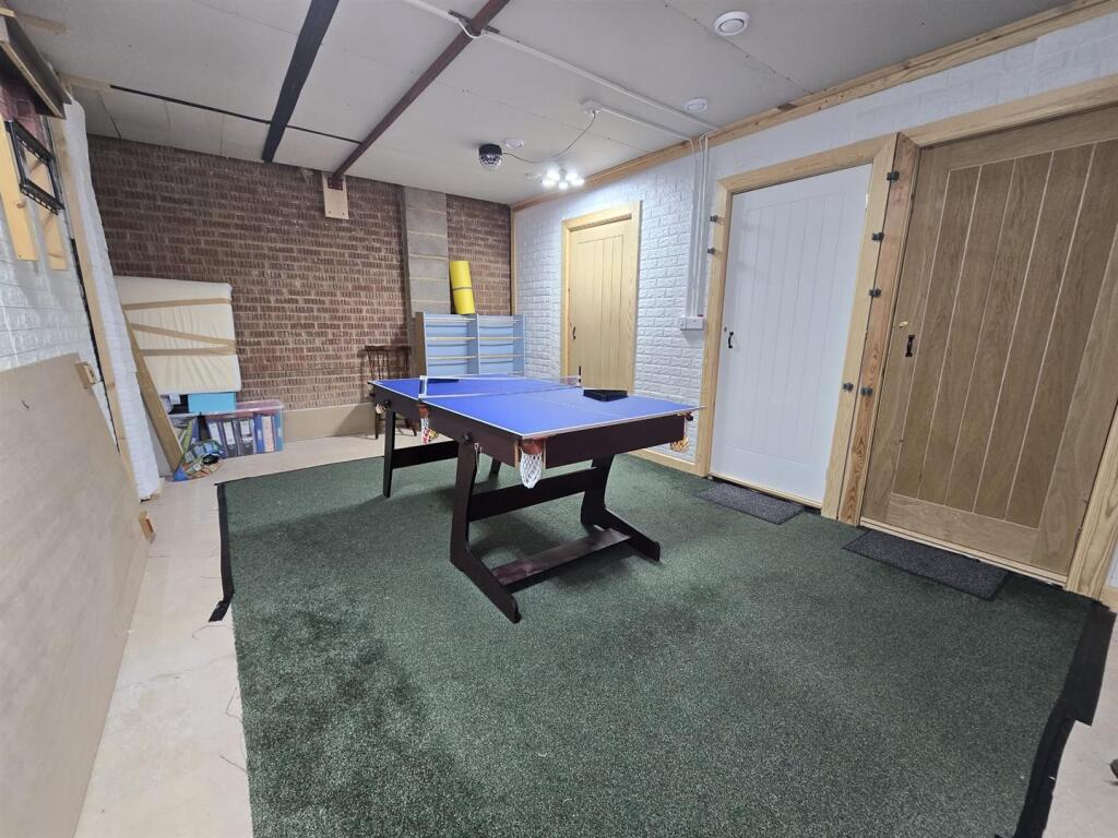 WhatsApp Image 2025-04-11 at 15.05.33_b14c2e99.jpg