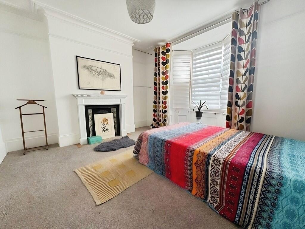Large Bedroom