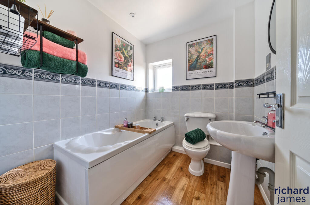 ef9f0b1c4b4142c2bdfdba9e45df2c50