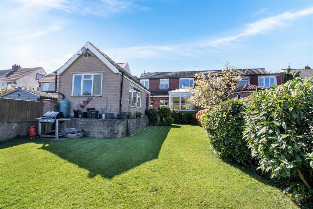 DSC_1385 copy_outdoor.jpg