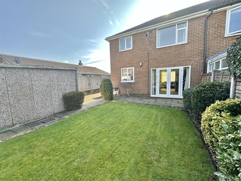 Bramleys Estate Agents - Water Royd Avenue (9).jpg