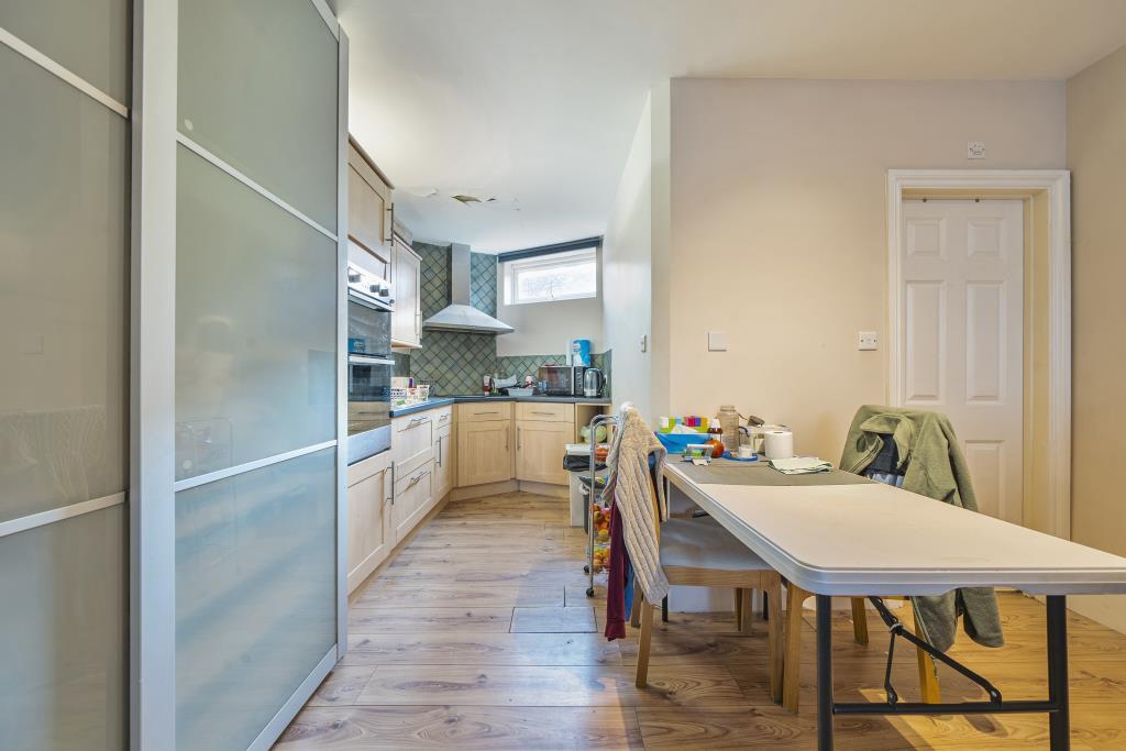 Kitchen / Dining
