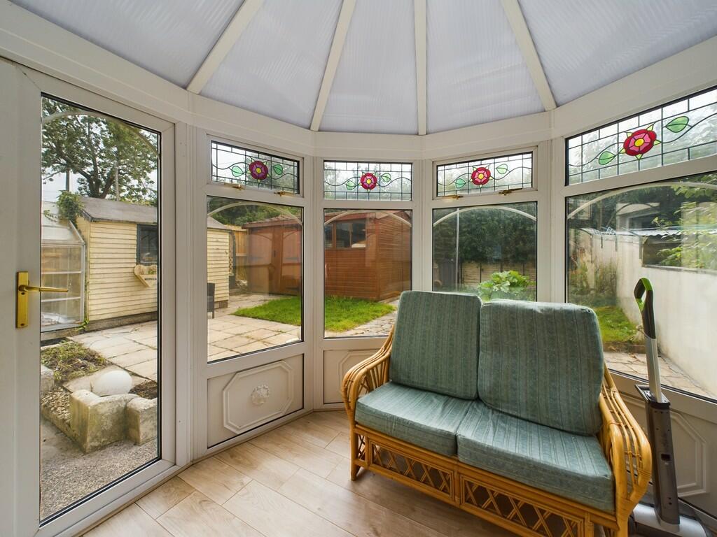 CAM02089G0-PR0305...