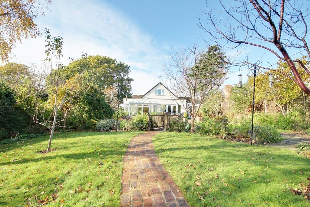 26a27a03-a247-44f...