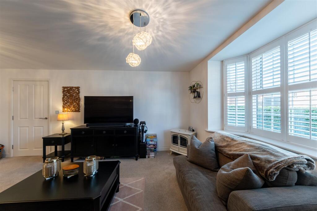 4 Brooke Avenue-013.jpg