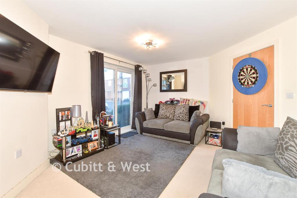 Kitchen/Lounge/ Dining Room