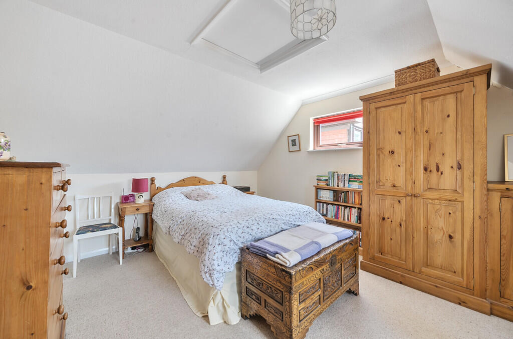 1319289-26-686fb7...