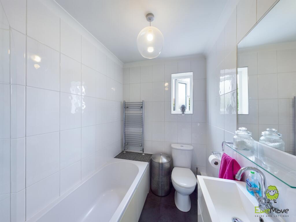 CAM00570P1-PR0013-STILL03