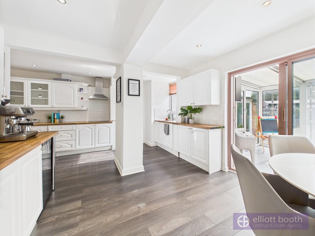 Kitchen/Dining Ro...