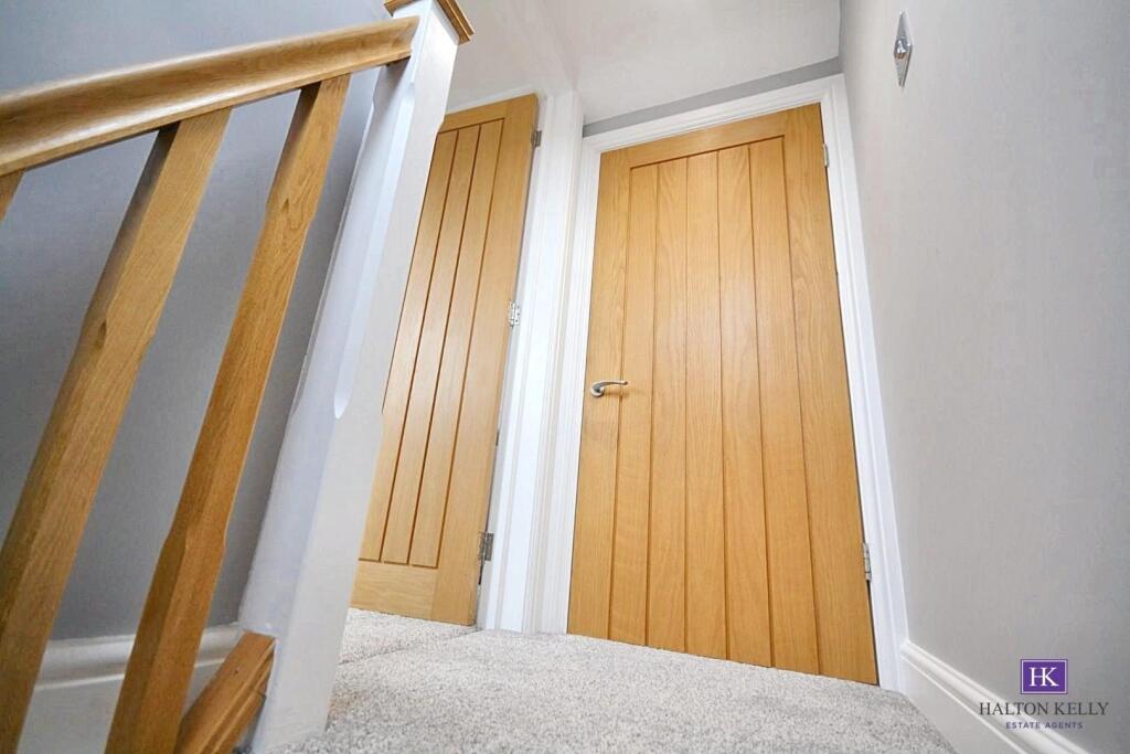 SECOND FLOOR LANDING