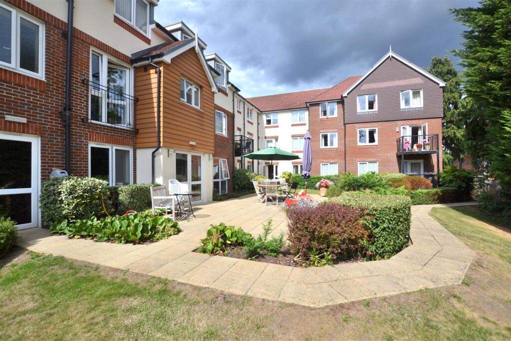 Communal Grdns 1.JPG