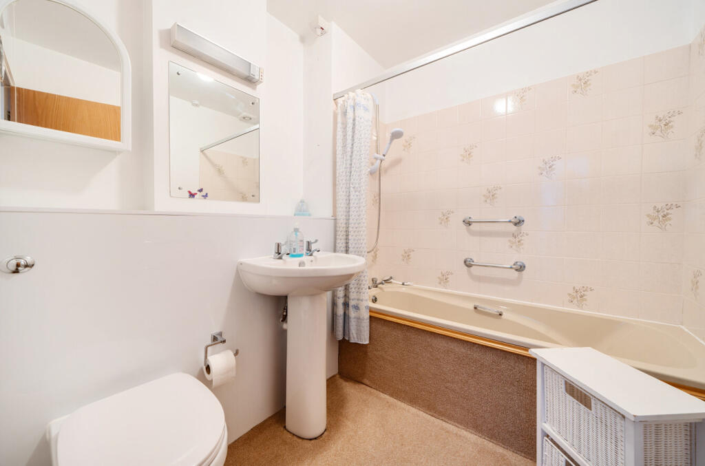 1355421-7-68c81ca...