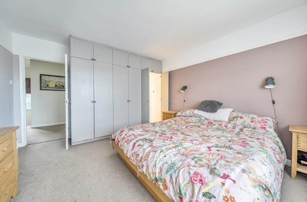 1345464-5-68bf0be...