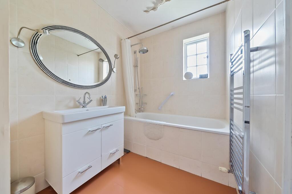 Bathroom (1)