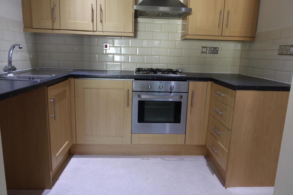 Modern kitchen oven/