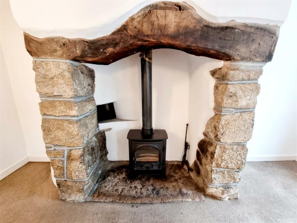 Fireplace.jpg