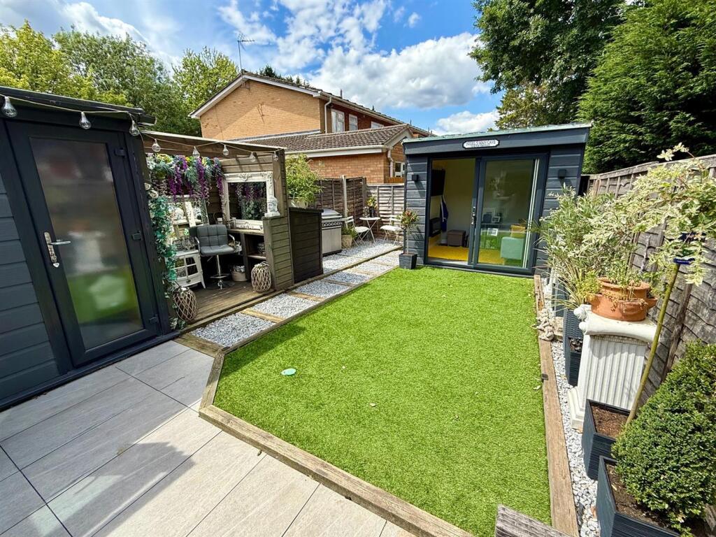 WR26 Garden Room.jpg