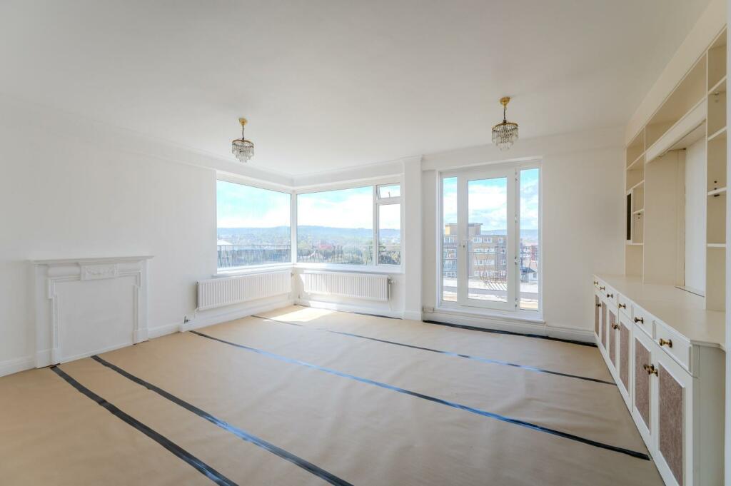 Sitting Room.