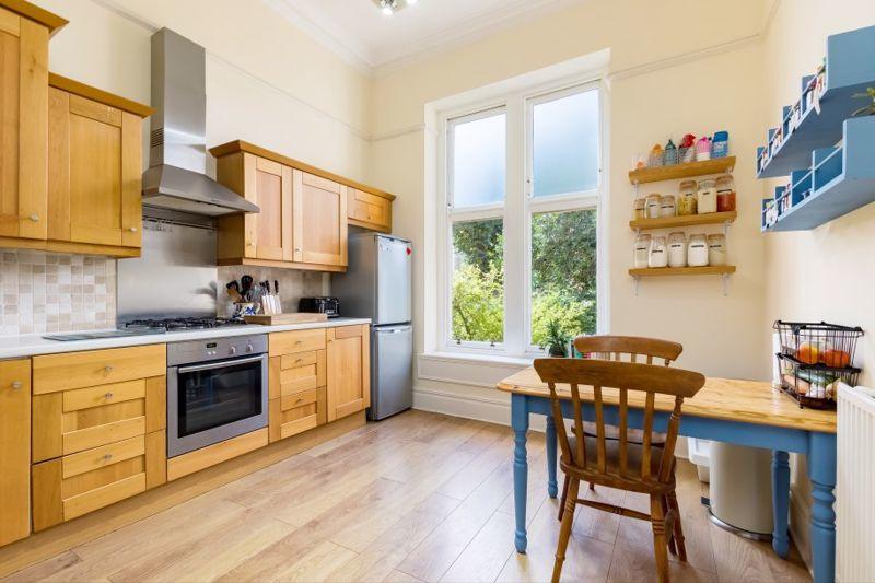 Kitchen/Breakf...