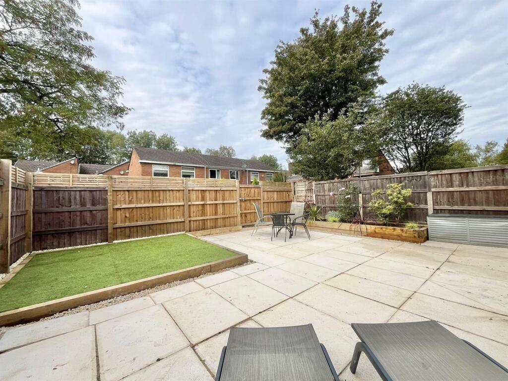 ed49fe94-084f-4fd3-abdf-13a33669d36b 2.jpg