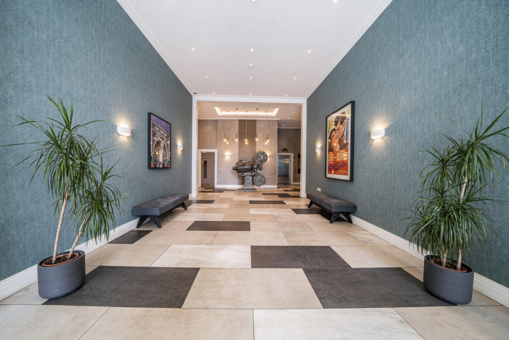 1325265-4-687e513...