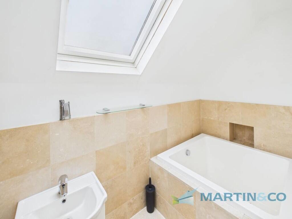 CAM02145G0-PR0080...