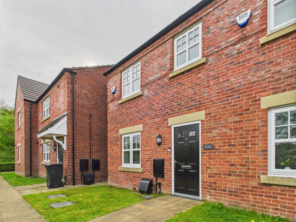 CAM04634G0-PR0034-STILL002