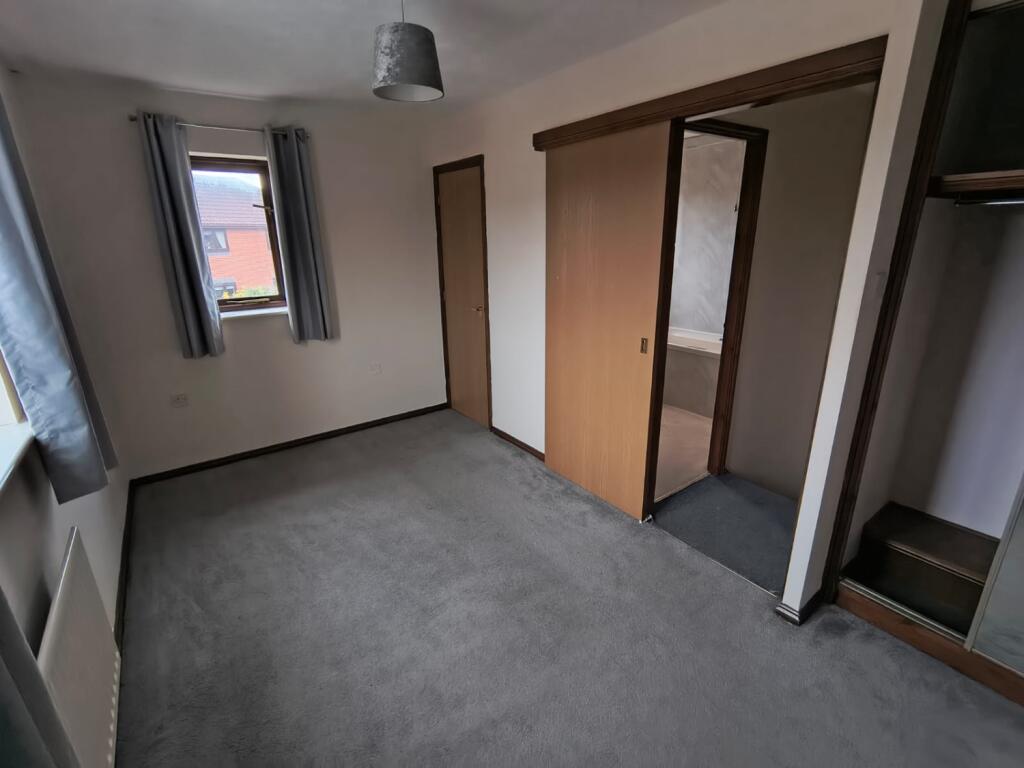 Elmers Lane bedroom 