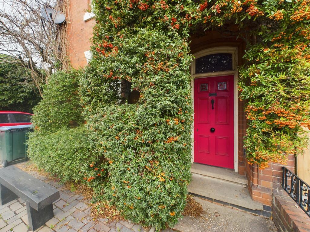 CAM02668G0-PR0026-STILL046