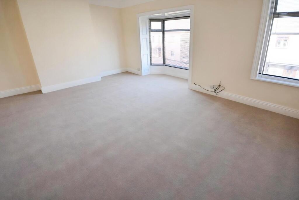 f078744b-Master 20Bedroom 20.jpg
