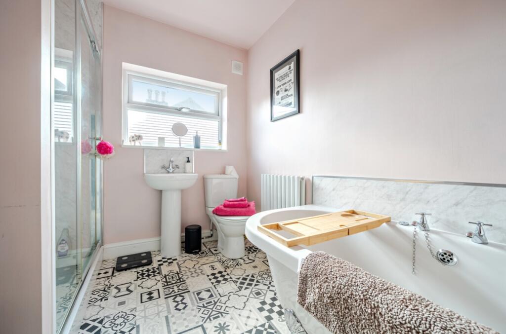 1360885-11-68dbe06a8c33e