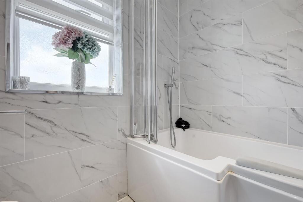 img_5687_16 copy 2.jpg