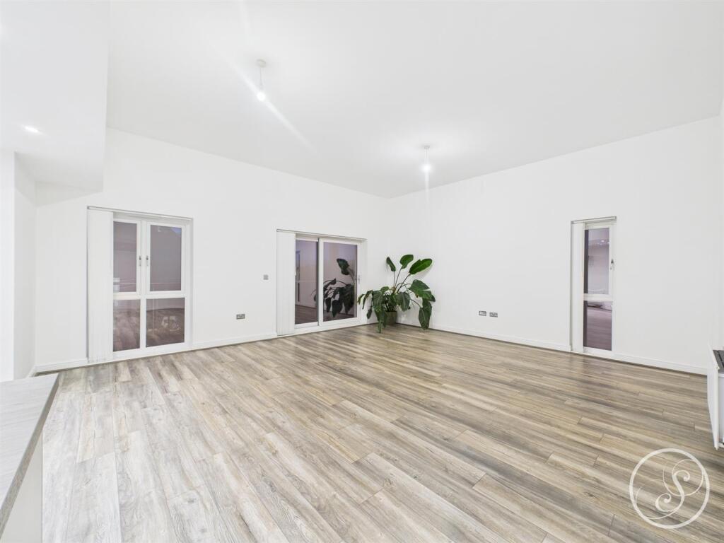Kitchen/Diner/Living Space