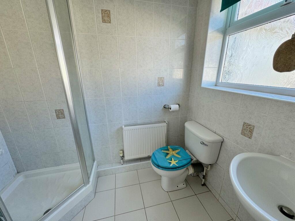 Ensuite Shower Room