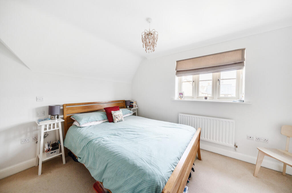 18-1309674-20-685...